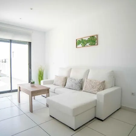 Apartment New Stunning Ground Floor With Jacuzzi Villamartin (Valencia)