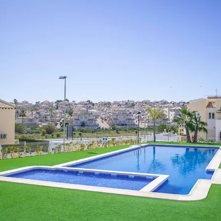 New Stunning Ground Floor With Jacuzzi * Villamartin (Valencia)